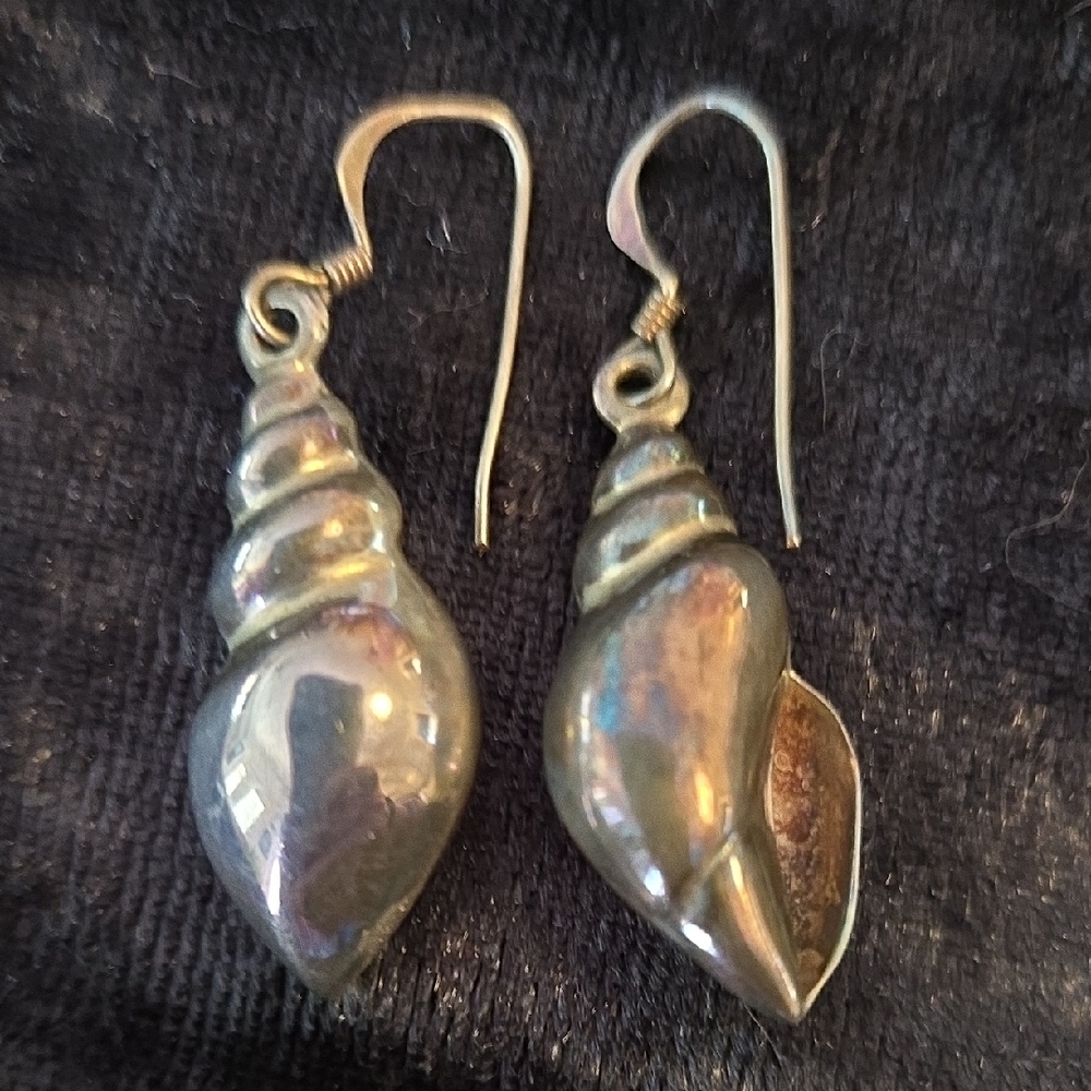 Silver 3-Dimensional Shell Drop Earrings - image 1